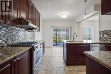 15 ROUNDSTONE DRIVE Brampton (Credit Valley) Ontario photo 13