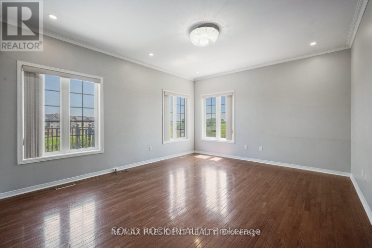 15 ROUNDSTONE DRIVE, Brampton (Credit Valley), Ontario, L6X0K7