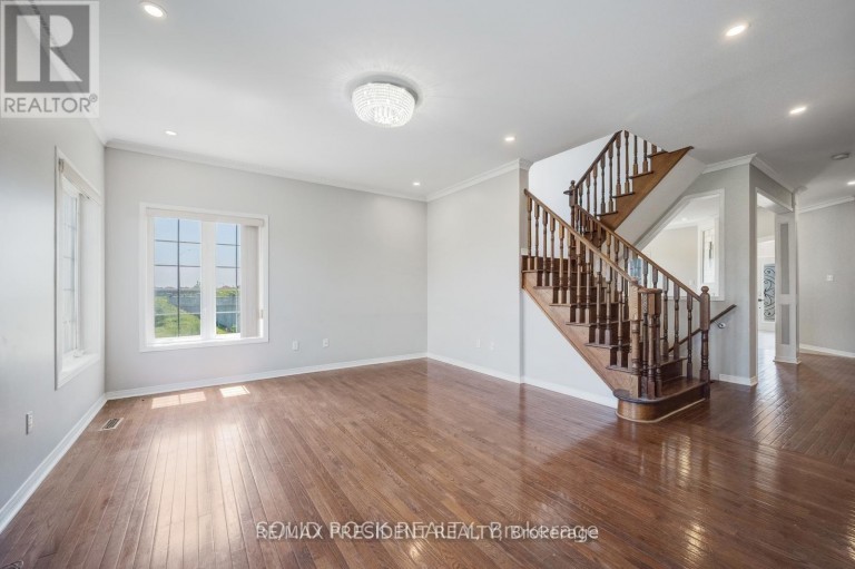 15 ROUNDSTONE DRIVE, Brampton (Credit Valley), Ontario, L6X0K7
