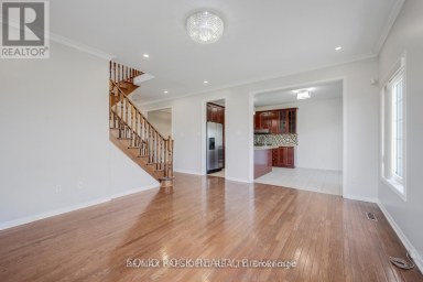 15 ROUNDSTONE DRIVE Brampton (Credit Valley) Ontario photo 7