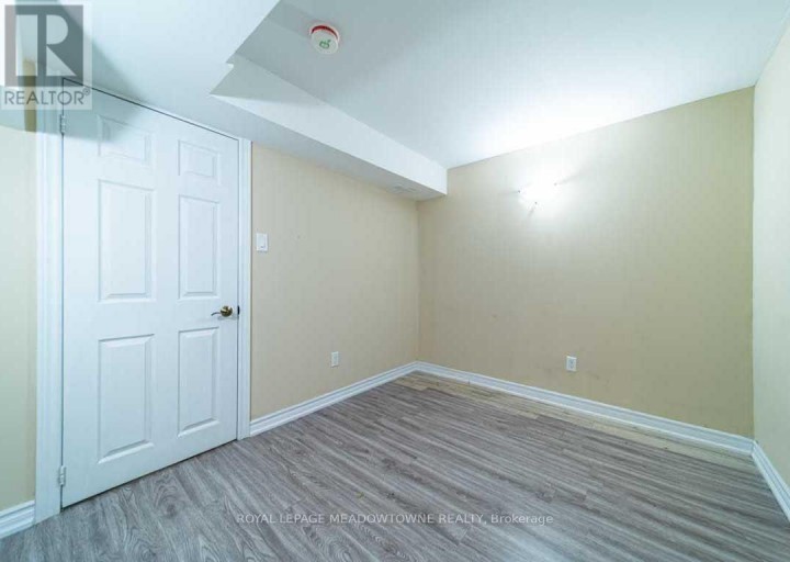 1036 YATES DRIVE, Milton (BE Beaty), Ontario, L9T6A7