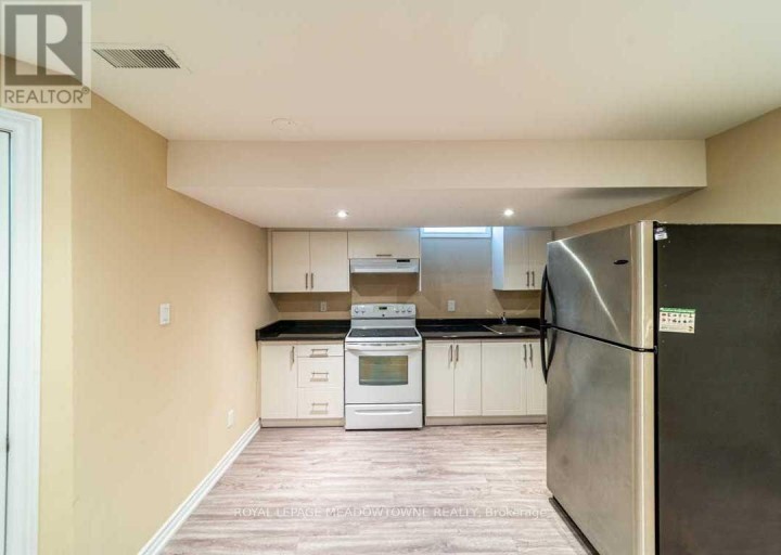 1036 YATES DRIVE, Milton (BE Beaty), Ontario, L9T6A7