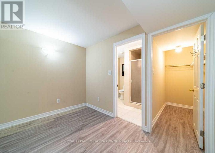 1036 YATES DRIVE, Milton (BE Beaty), Ontario, L9T6A7