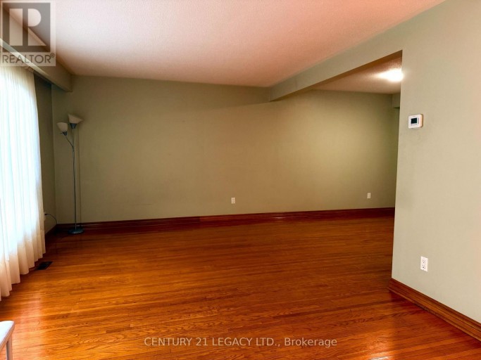25 EDENBOROUGH DRIVE, Brampton (Southgate), Ontario, L6T3A2