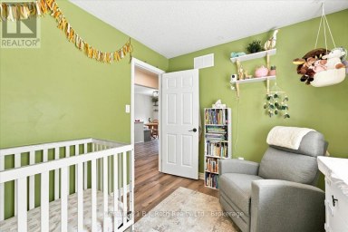 413 IRWIN STREET Midland Ontario photo 16