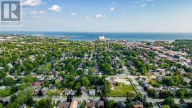 107 EIGHTH STREET Collingwood Ontario photo 11