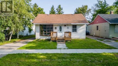 107 EIGHTH STREET Collingwood Ontario photo 4