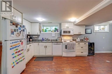 1321 CEDAR STREET Oshawa (Lakeview) Ontario photo 21