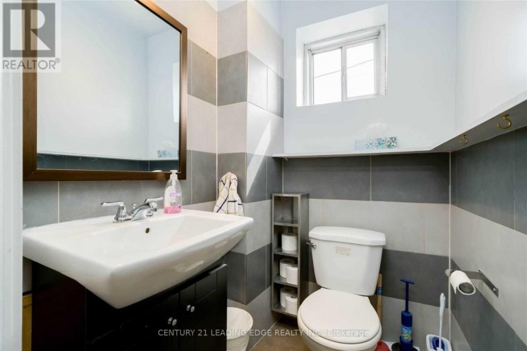 2A&B - 298 GERRARD STREET E, Toronto (Cabbagetown-South St. James Town), Ontario, M5A2G5