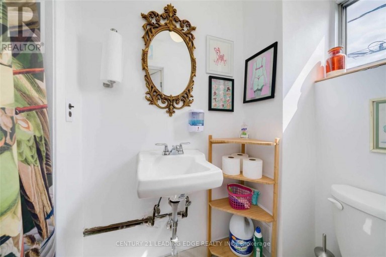 2A&B - 298 GERRARD STREET E, Toronto (Cabbagetown-South St. James Town), Ontario, M5A2G5