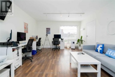 2A&B - 298 GERRARD STREET E Toronto (Cabbagetown-South St. James Town) Ontario photo 4
