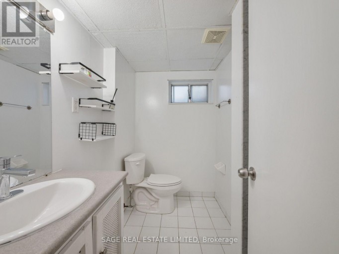 BSMT - 308 TAYLOR MILLS DRIVE N, Richmond Hill (Crosby), Ontario, L4C2T9