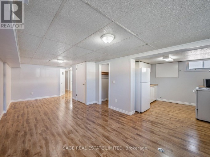 BSMT - 308 TAYLOR MILLS DRIVE N, Richmond Hill (Crosby), Ontario, L4C2T9