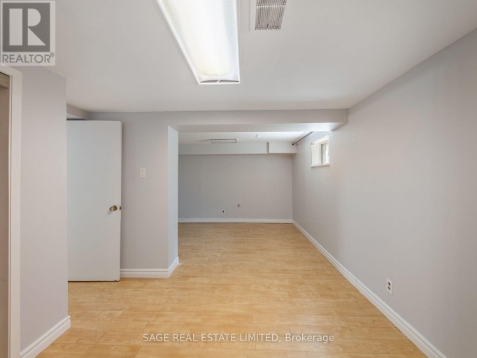 BSMT - 308 TAYLOR MILLS DRIVE N, Richmond Hill (Crosby), Ontario, L4C2T9