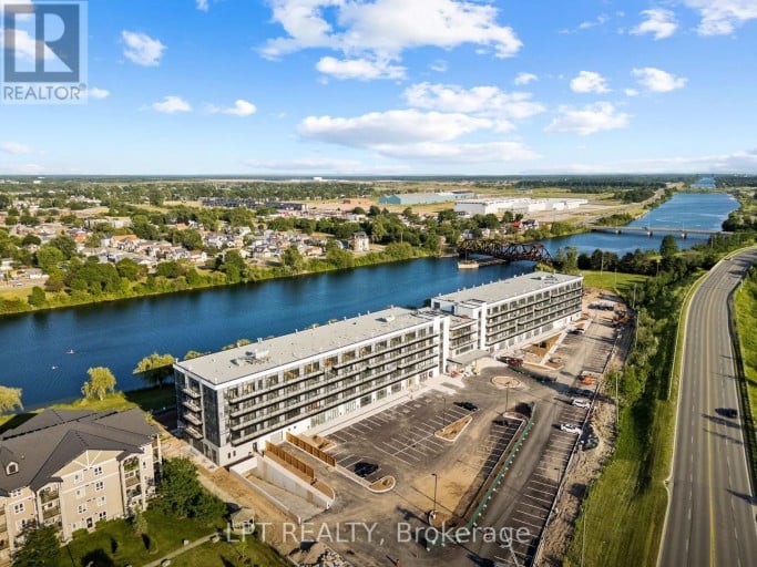 122 - 350 PRINCE CHARLES DRIVE S, Welland (Broadway), Ontario, L3C7B3