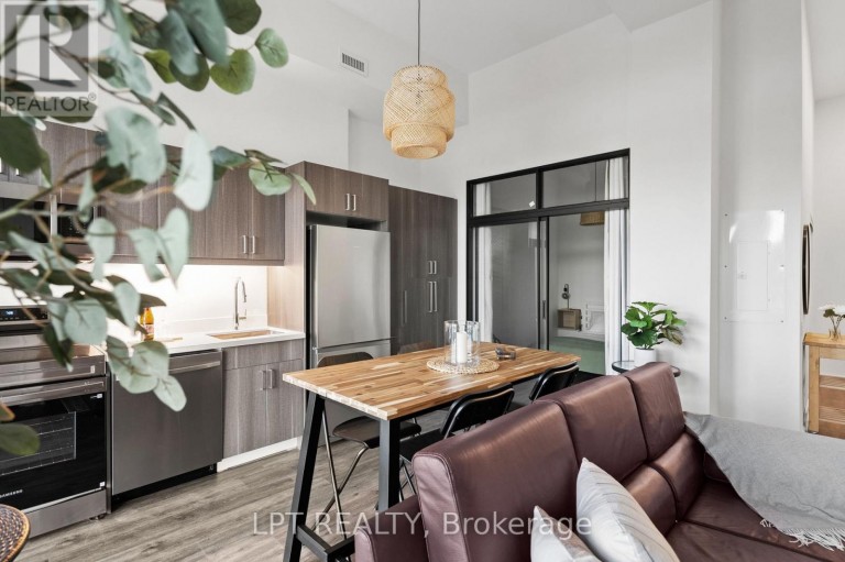 122 - 350 PRINCE CHARLES DRIVE S, Welland (Broadway), Ontario, L3C7B3