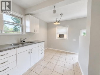 4653 55th Avenue High Prairie Alberta photo 4