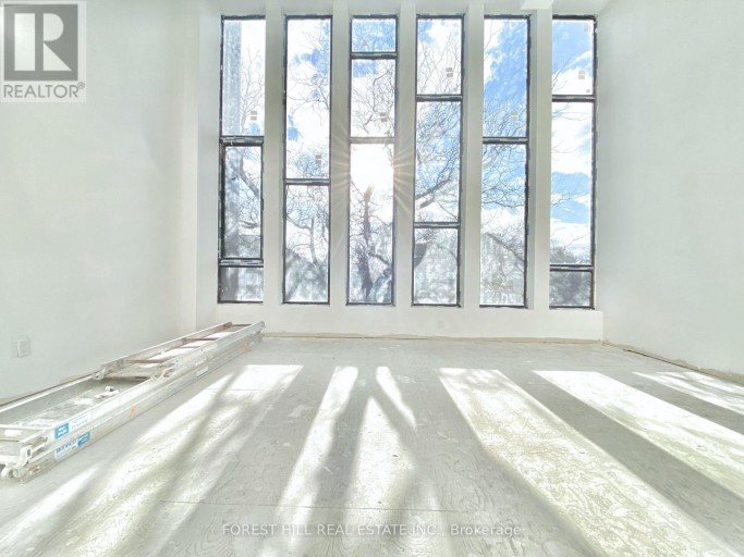 3 - 3429 YONGE STREET, Toronto (Lawrence Park North), Ontario, M4N2N1
