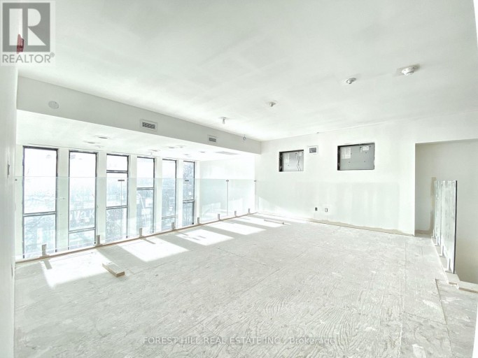 3 - 3429 YONGE STREET, Toronto (Lawrence Park North), Ontario, M4N2N1