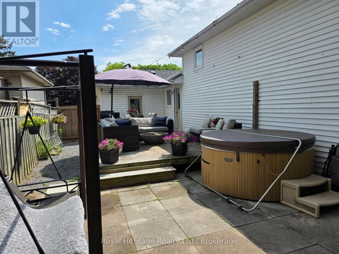 25 HEWSON DRIVE, Port Hope, Ontario, L1A4C8