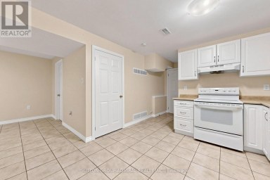 BSMT - 203 JOHN STREET Bradford West Gwillimbury (Bradford) Ontario photo 6