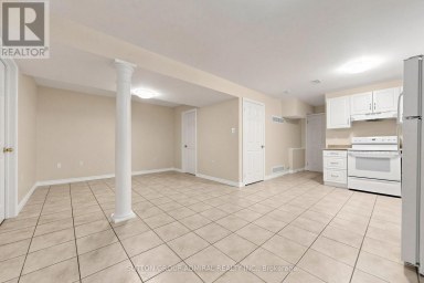 BSMT - 203 JOHN STREET Bradford West Gwillimbury (Bradford) Ontario photo 9