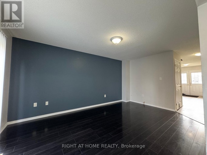 20 COURTNEY CRESCENT, Barrie (Painswick South), Ontario, L4N5S7