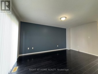 20 COURTNEY CRESCENT Barrie (Painswick South) Ontario photo 11