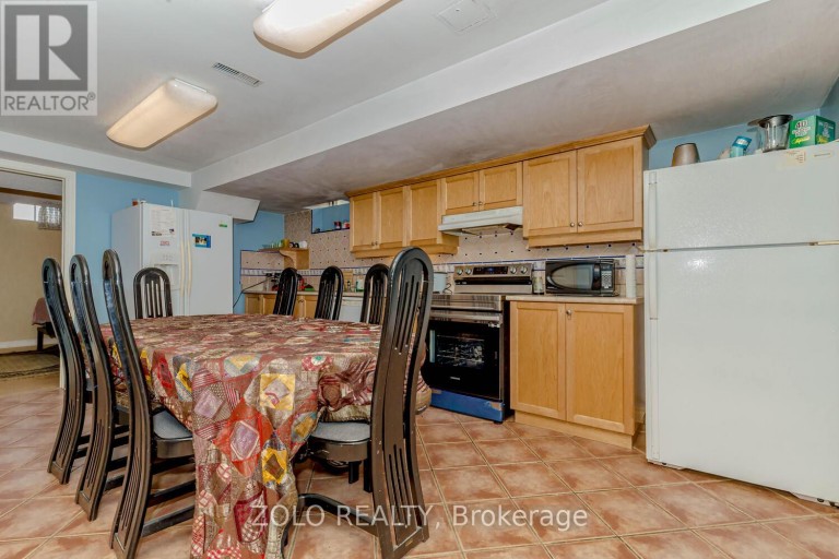 1474 ROSEMANOR DRIVE, Mississauga (East Credit), Ontario, L5M5M4