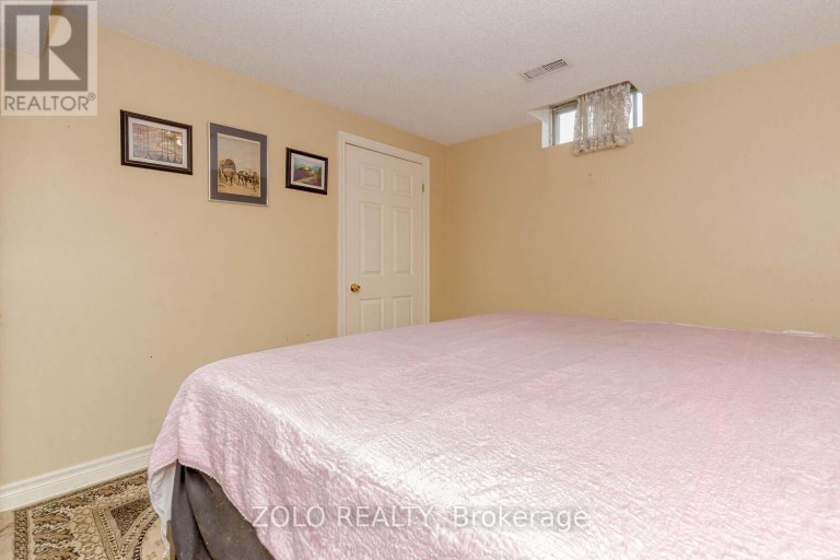 1474 ROSEMANOR DRIVE, Mississauga (East Credit), Ontario, L5M5M4
