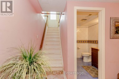 1474 ROSEMANOR DRIVE Mississauga (East Credit) Ontario photo 3