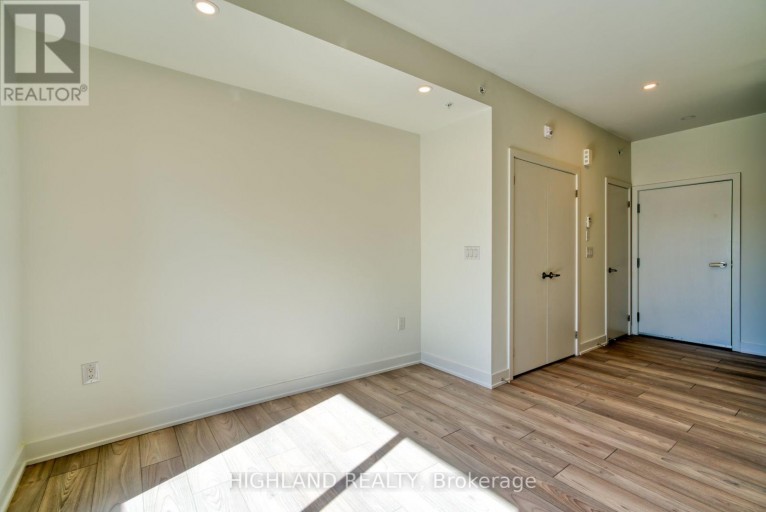 7 - 3473 WIDDICOMBE WAY, Mississauga (Erin Mills), Ontario, L5L0B8