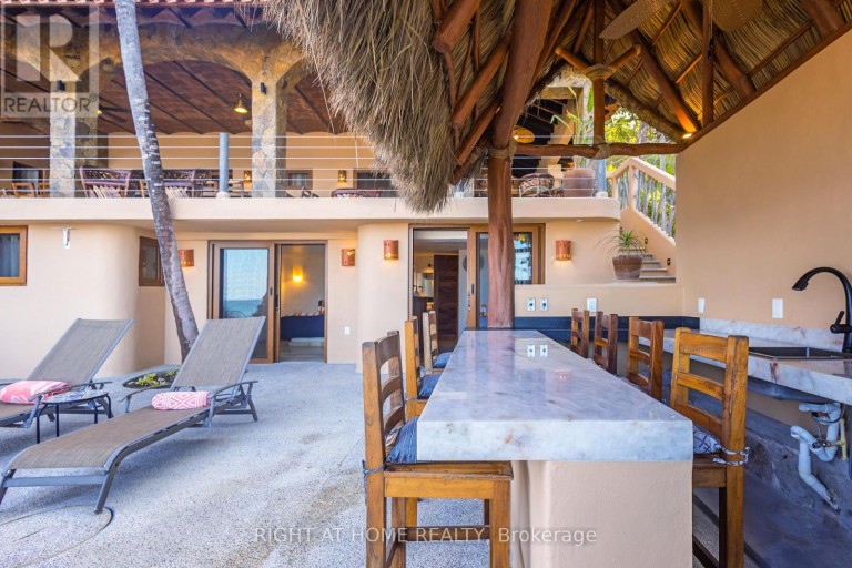92 AVENIDA DEL PALMAR, Mexico, Ontario, 