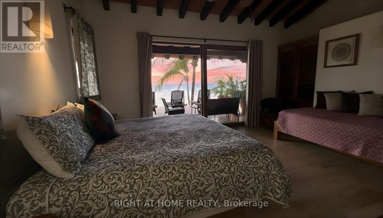 92 AVENIDA DEL PALMAR, Mexico, Ontario, 