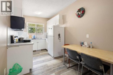11268 6  SW Calgary Alberta photo 15