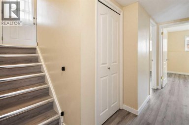 11268 6  SW Calgary Alberta photo 28