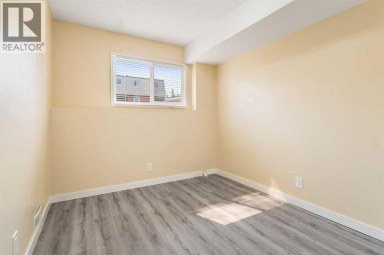 11268 6  SW Calgary Alberta photo 32