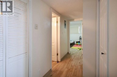 11268 6  SW Calgary Alberta photo 36