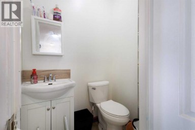 11268 6  SW Calgary Alberta photo 37