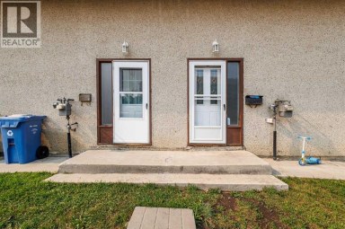 11268 6  SW Calgary Alberta photo 46