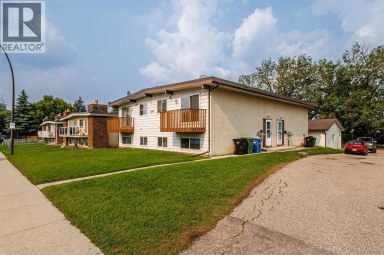 11268 6  SW Calgary Alberta photo 48