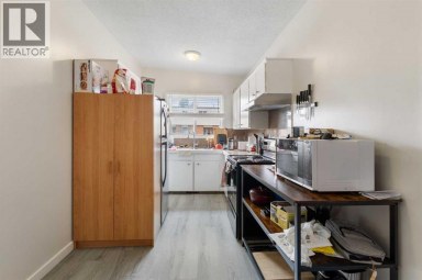 11268 6  SW Calgary Alberta photo 5