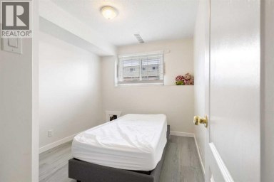 11268 6  SW Calgary Alberta photo 9