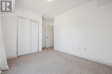 301 - 45 KINGSBURY SQUARE Guelph (Pineridge/Westminster Woods) Ontario photo 17