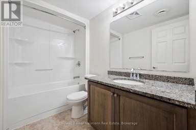 301 - 45 KINGSBURY SQUARE Guelph (Pineridge/Westminster Woods) Ontario photo 18