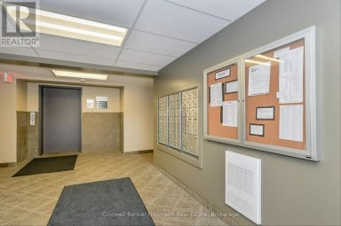 301 - 45 KINGSBURY SQUARE Guelph (Pineridge/Westminster Woods) Ontario photo 28