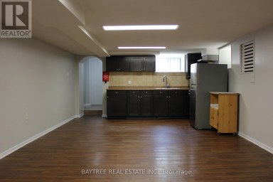 LOWER - 57 CARUS AVENUE Toronto (Wychwood) Ontario photo 2
