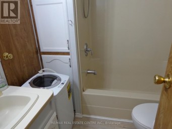 422 - 1652 PUDDICOMBRE ROAD Wilmot Ontario photo 12