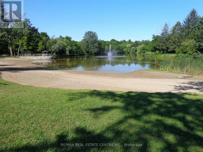 422 - 1652 PUDDICOMBRE ROAD, Wilmot, Ontario, N3A2Z4
