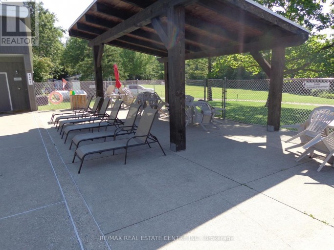 422 - 1652 PUDDICOMBRE ROAD, Wilmot, Ontario, N3A2Z4
